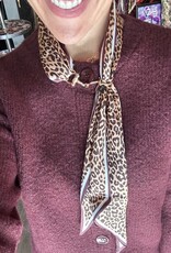 horsebit leopard scarf