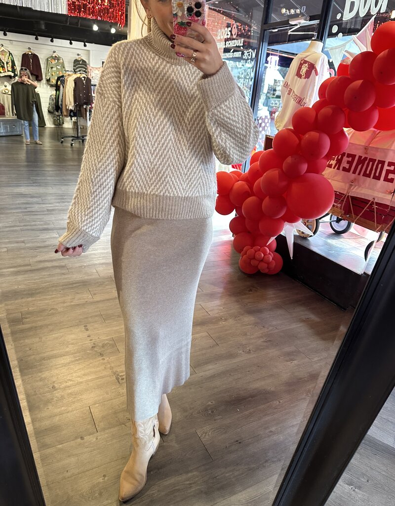 Balkan Funnel Neck Sweater