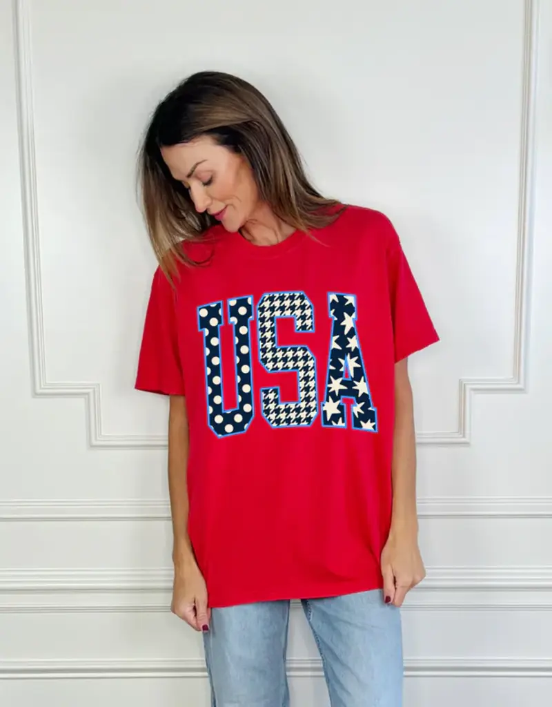 Red USA tee