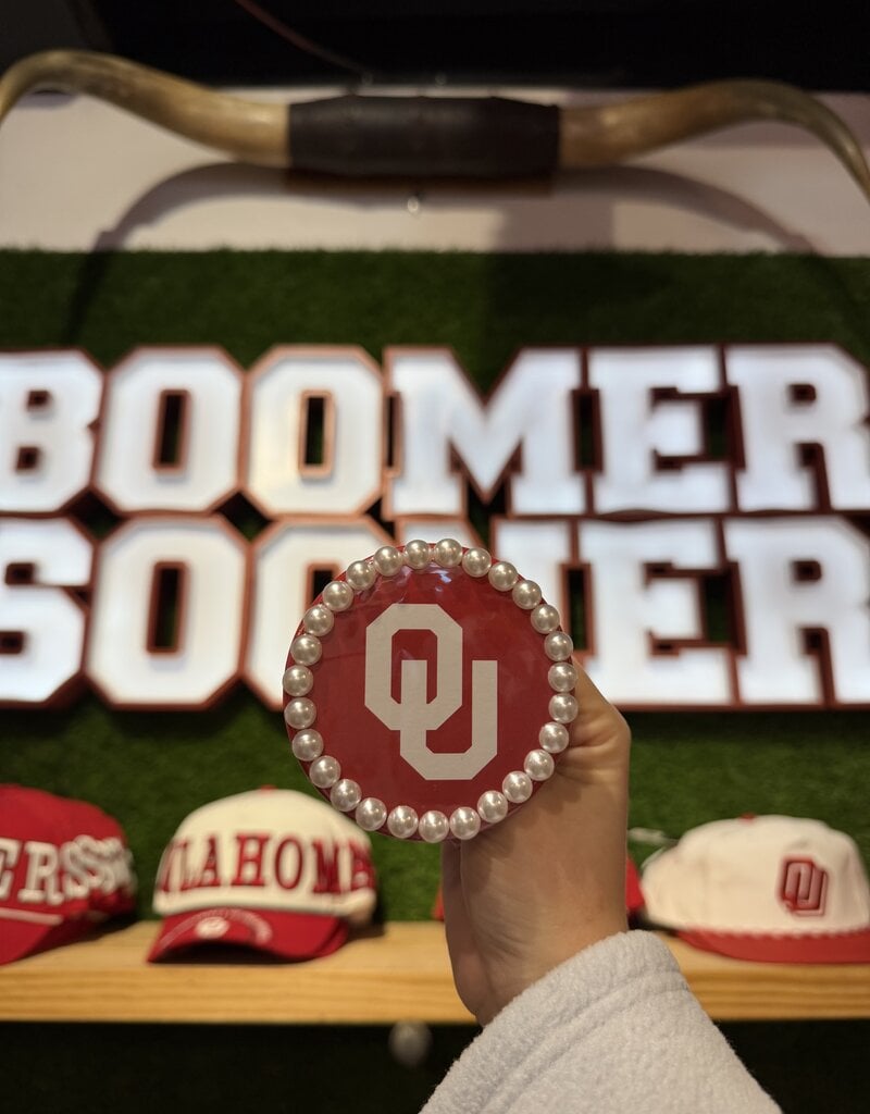 OU pearl button