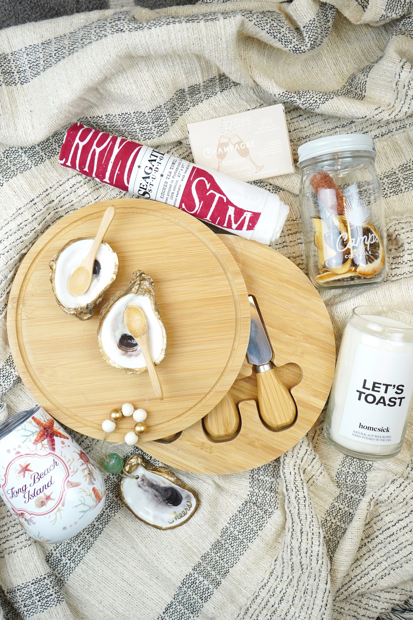 Gift Guide - For the Hostess with the Mostest