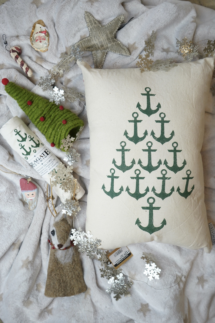 Gift Guide - Deck the Halls