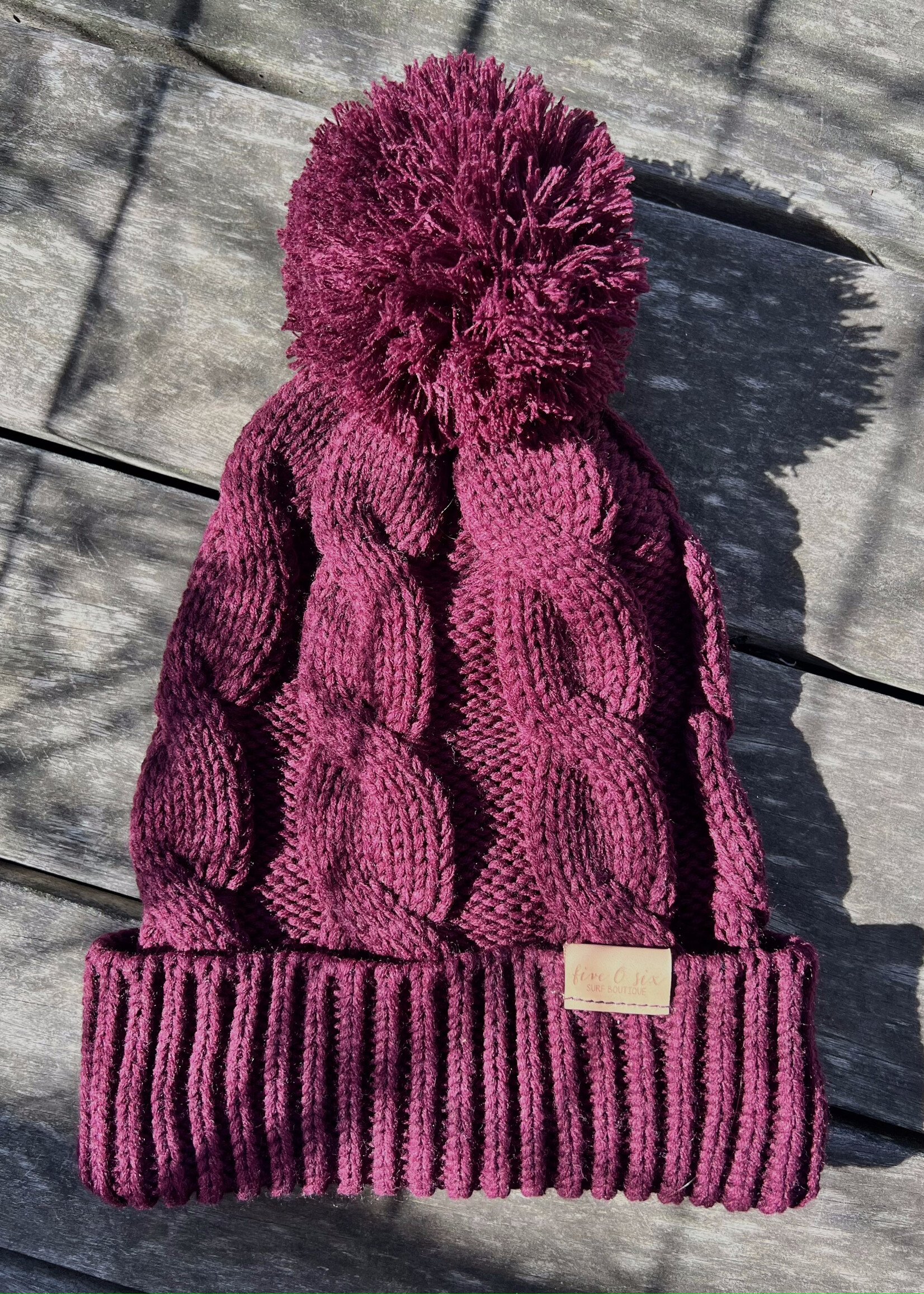 Captuer 506 Pom Beanie