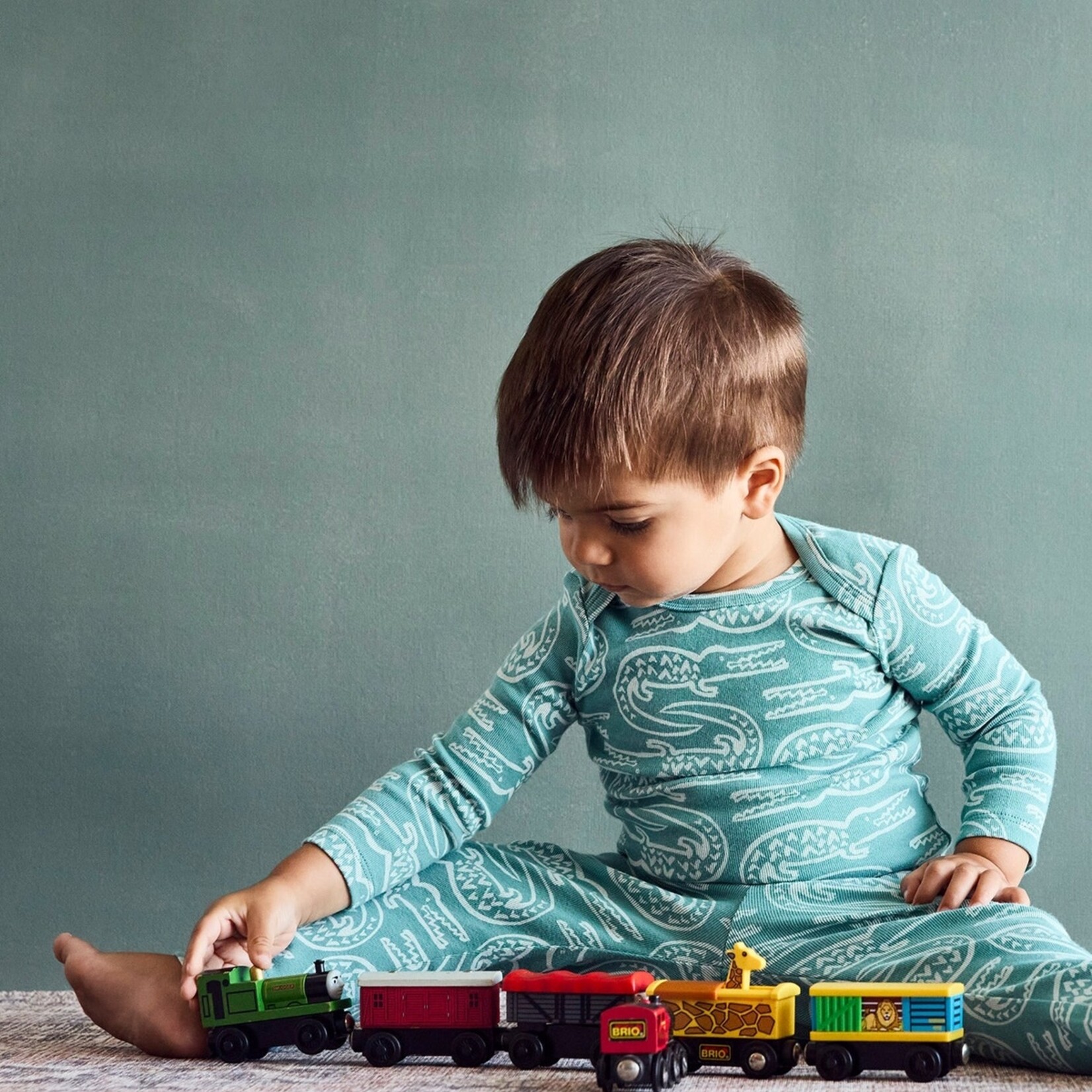 Lewis Onesie + Pant Set Alligator | Spruce