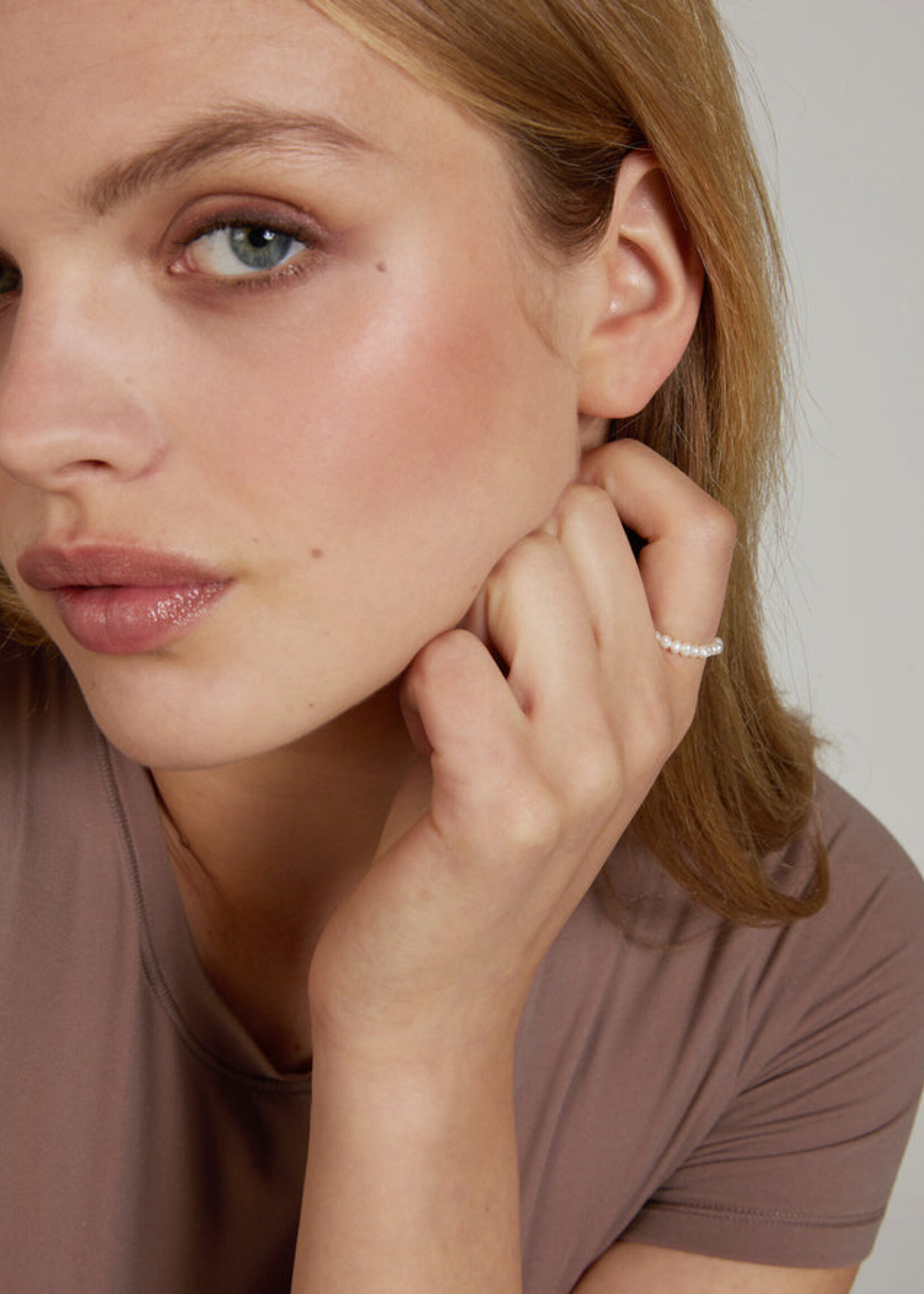 Grit Seed Pearl Ring