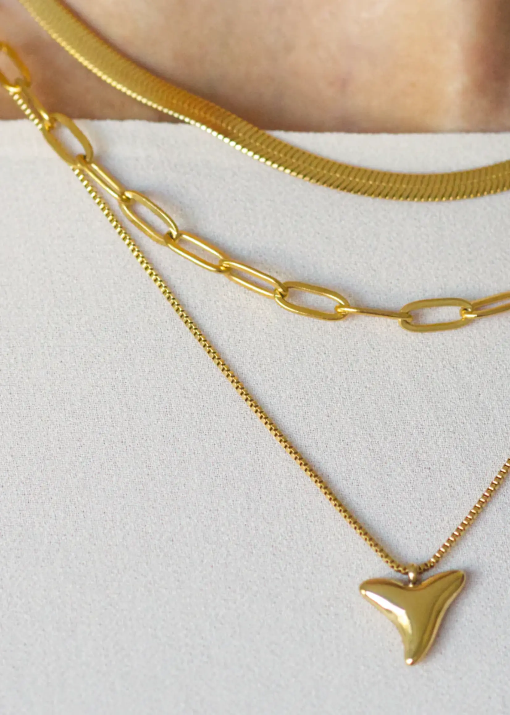 Salty Cali Shark Tooth Silver - Salty Pendants