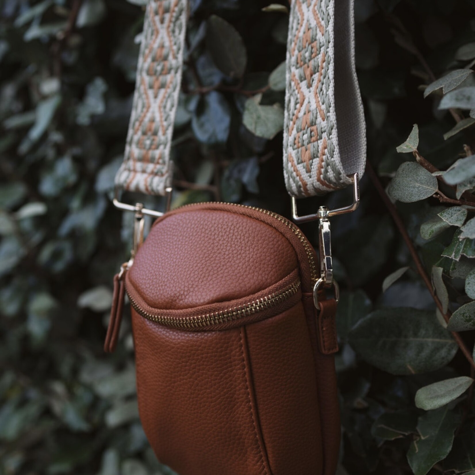 Pretty Simple Ellie Crossbody Bag