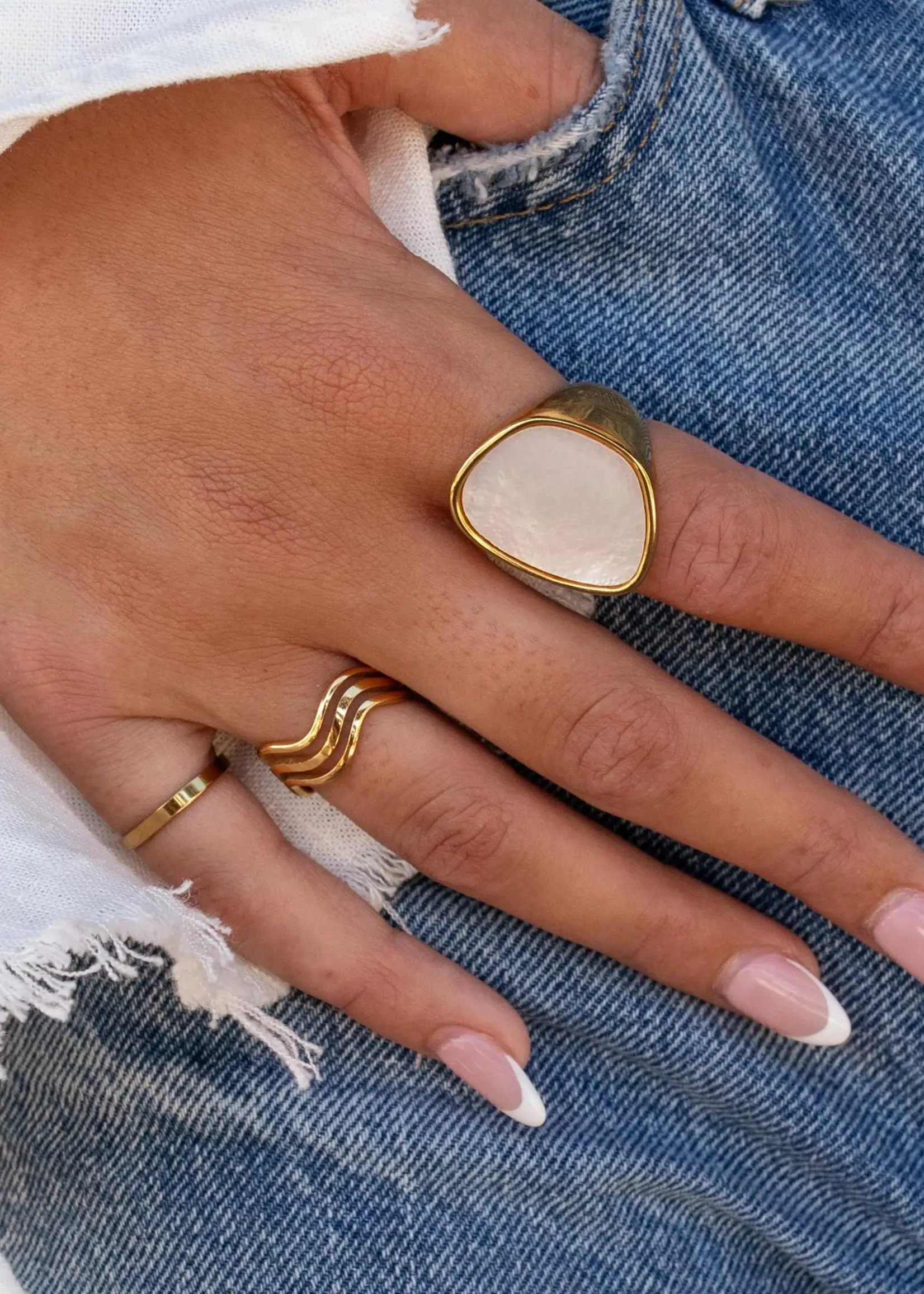 Alco Groovin' Ring