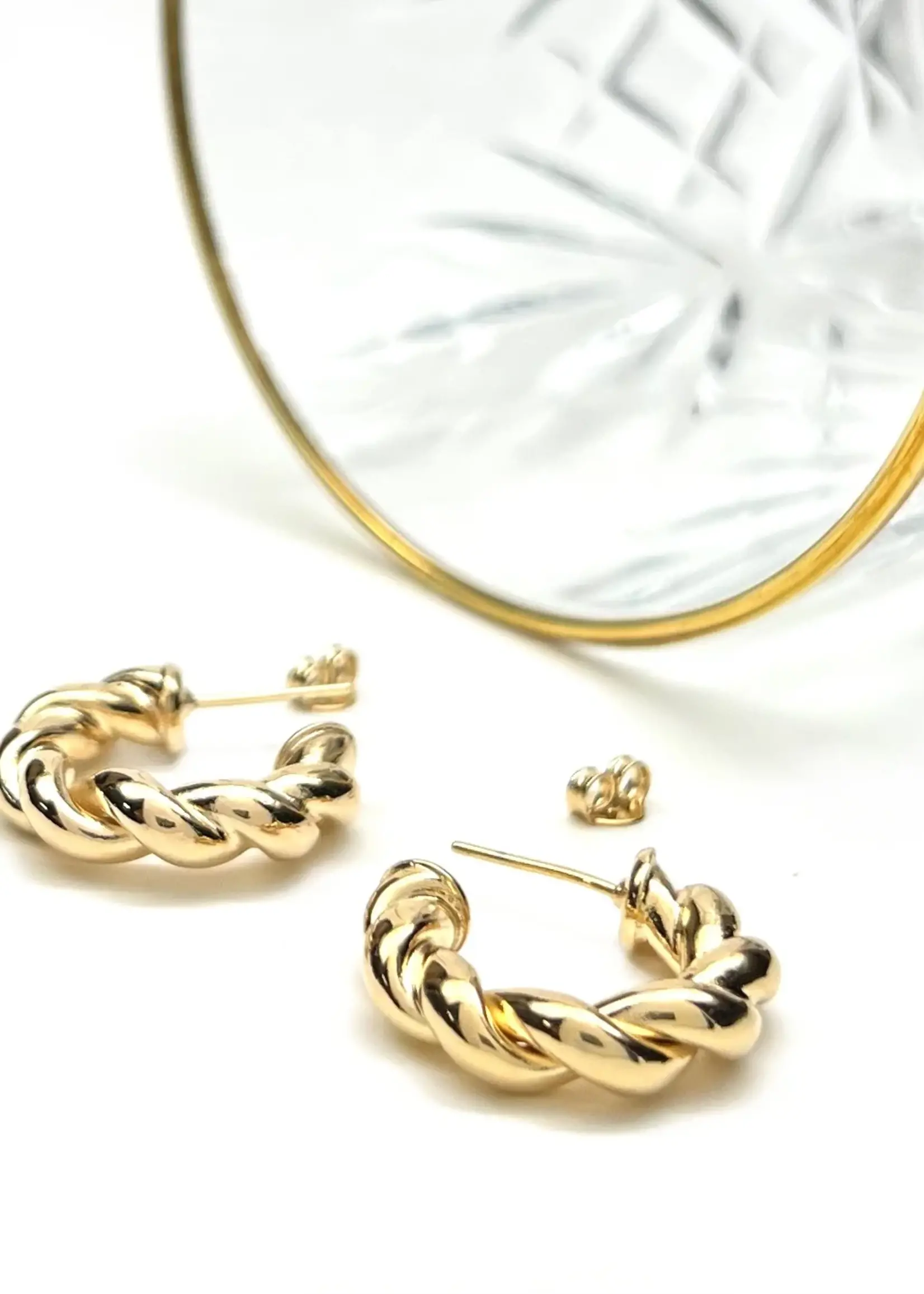 Twisted Chunky Hoop - GF