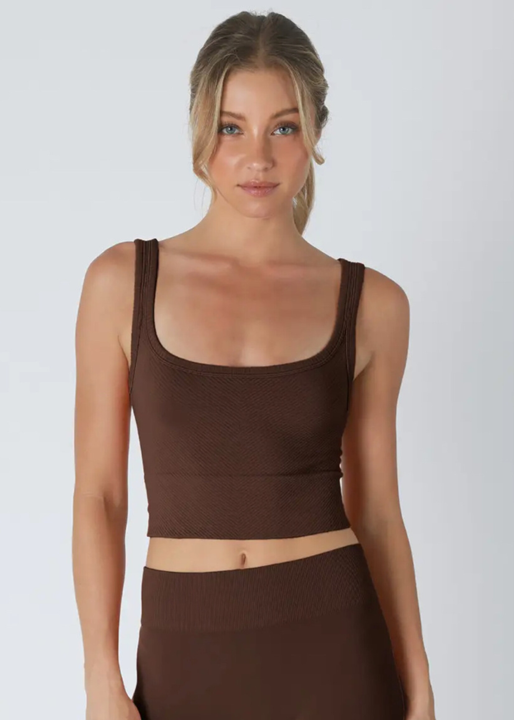NIKIBIKI Chevron Ribbed Crop Top