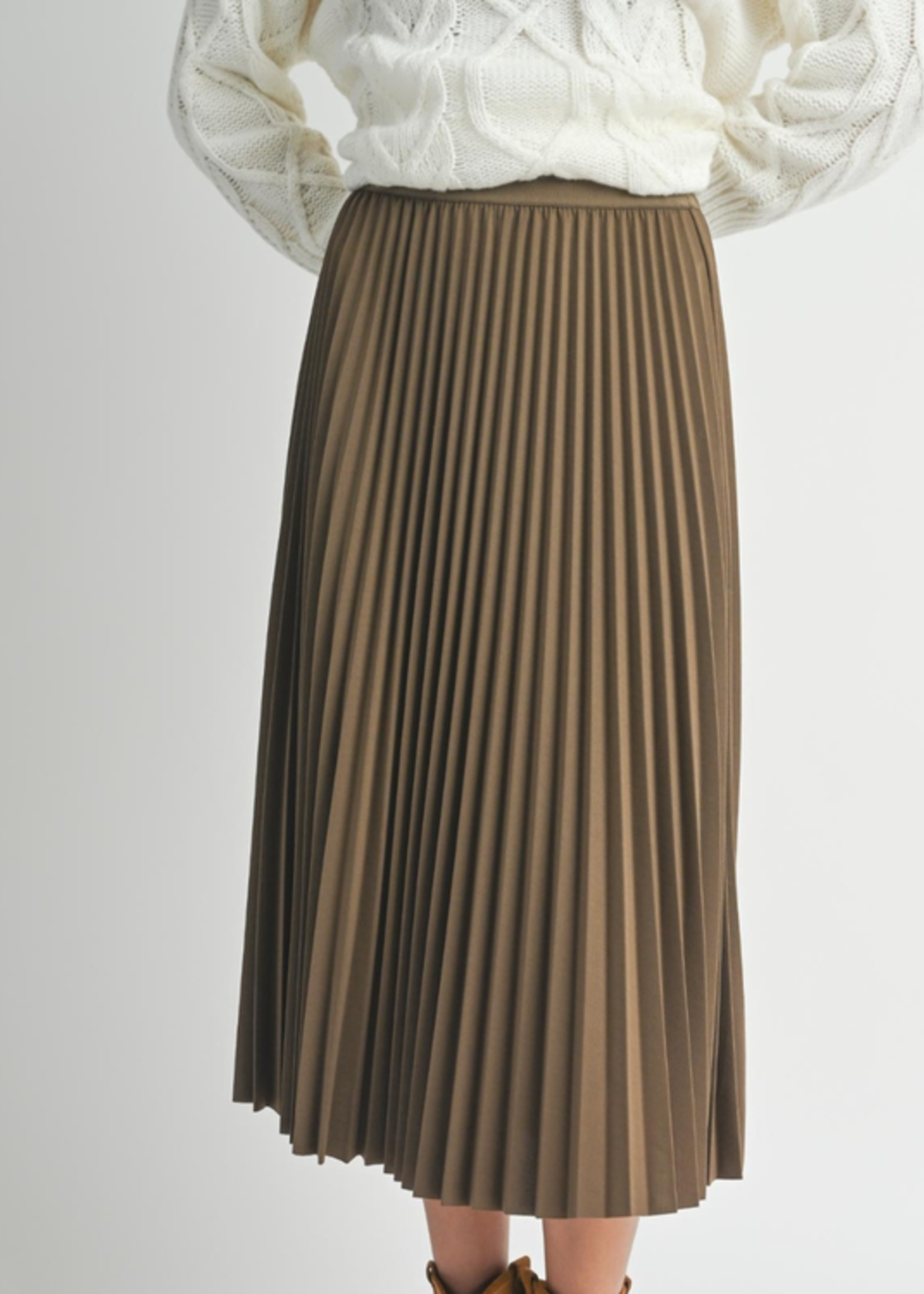Sadie & Sage Full of Charm Pleated Midi Skirt