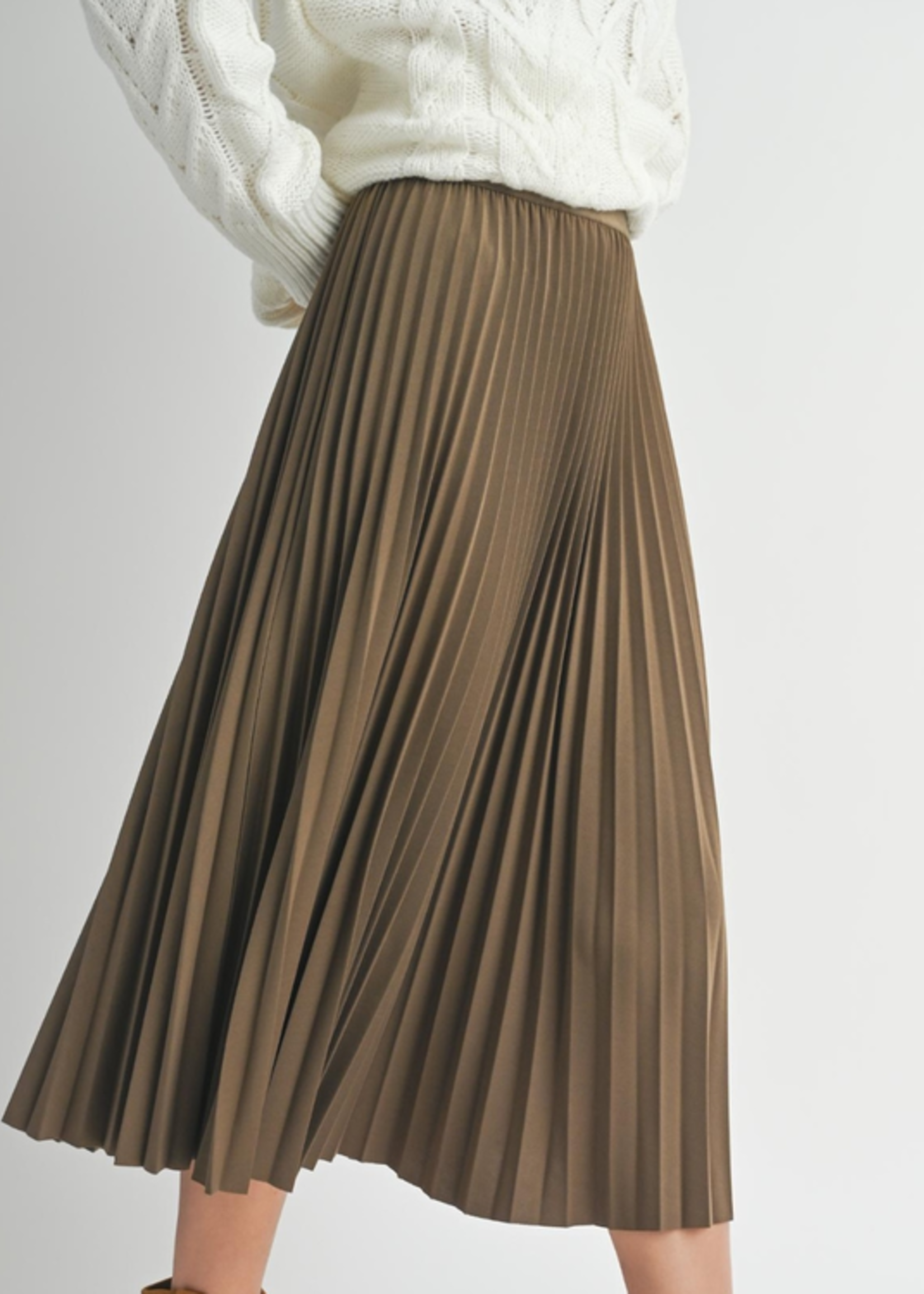 Sadie & Sage Full of Charm Pleated Midi Skirt