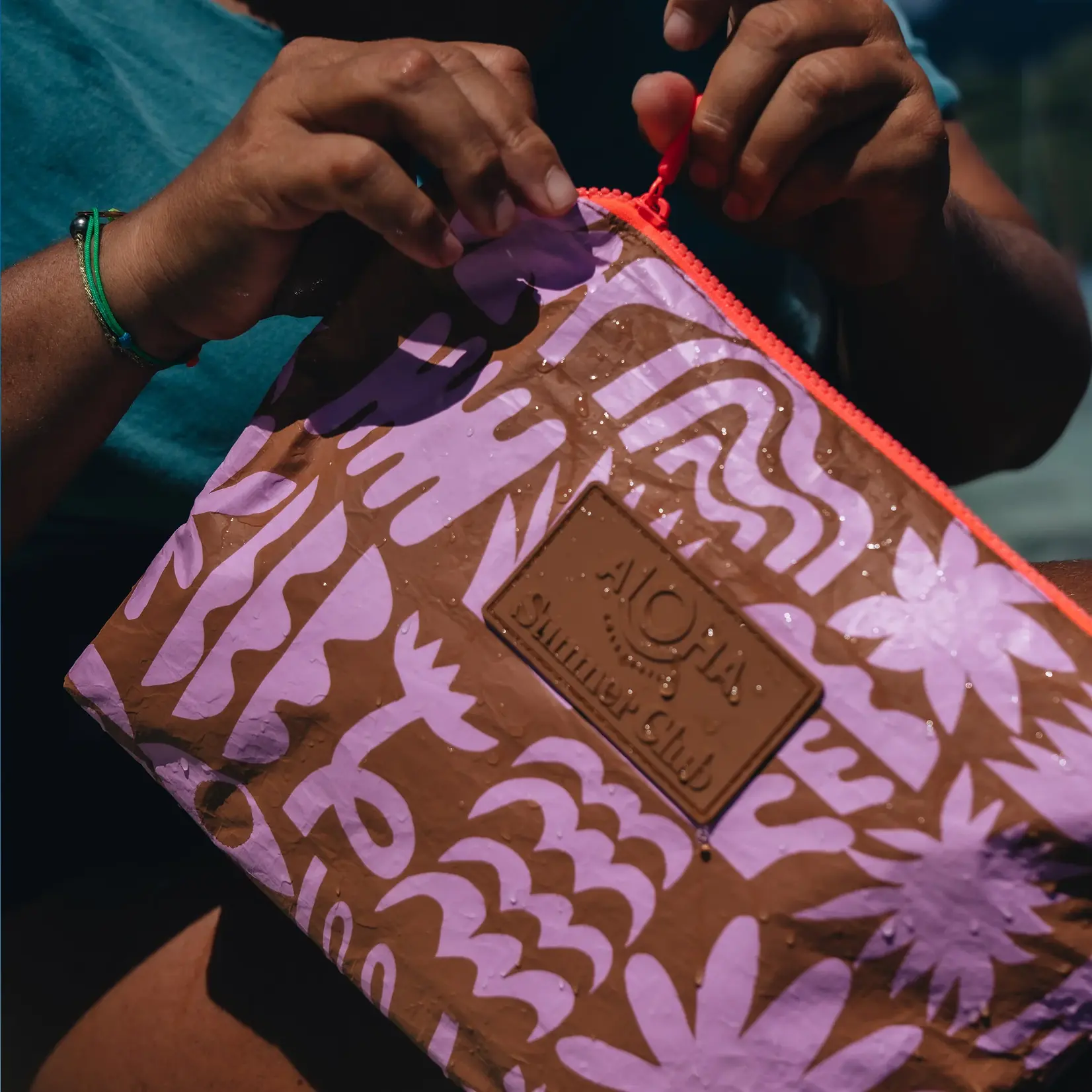 Aloha Collection Summer Club Mid