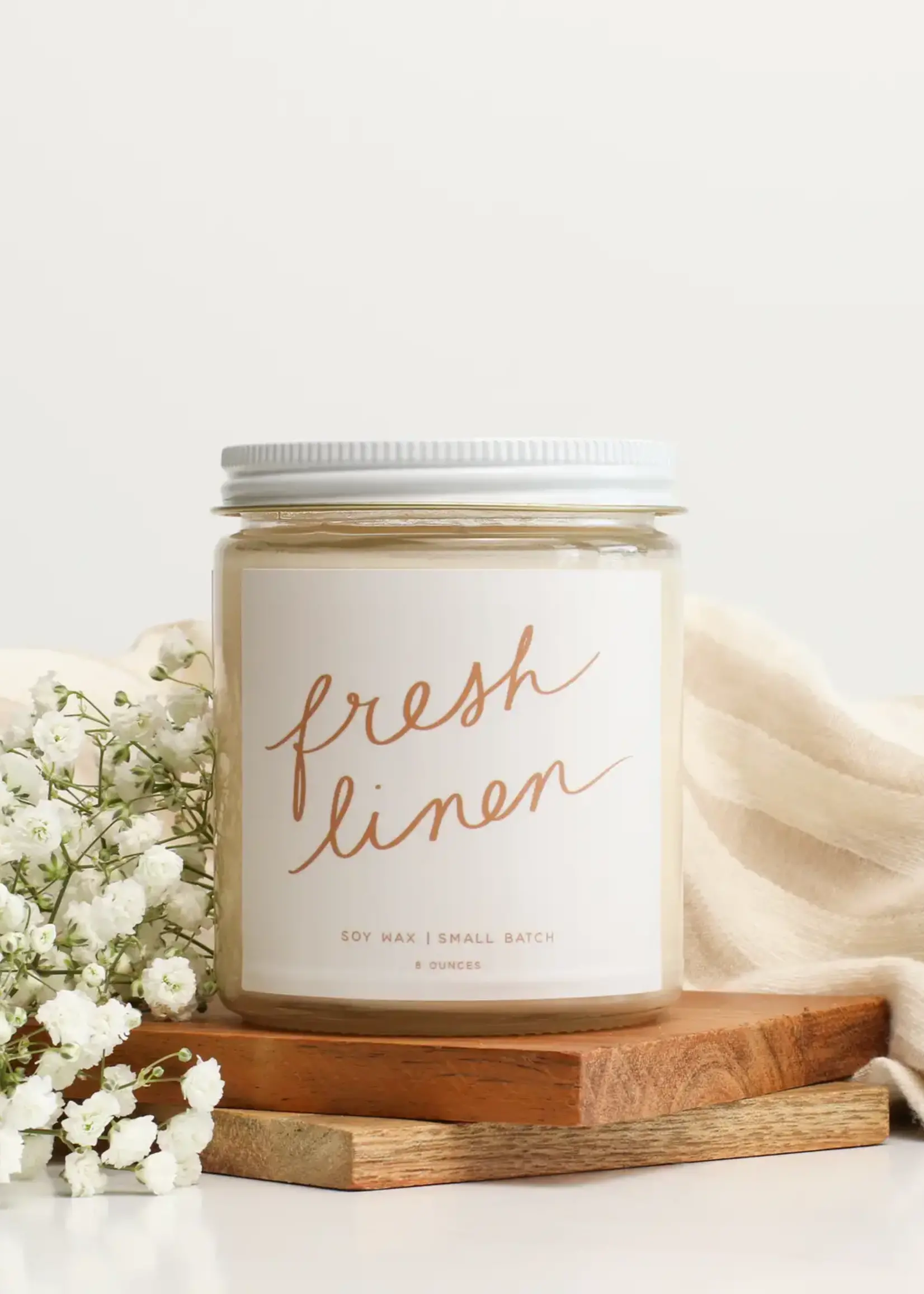 Fresh Linens: 8 oz Soy Wax