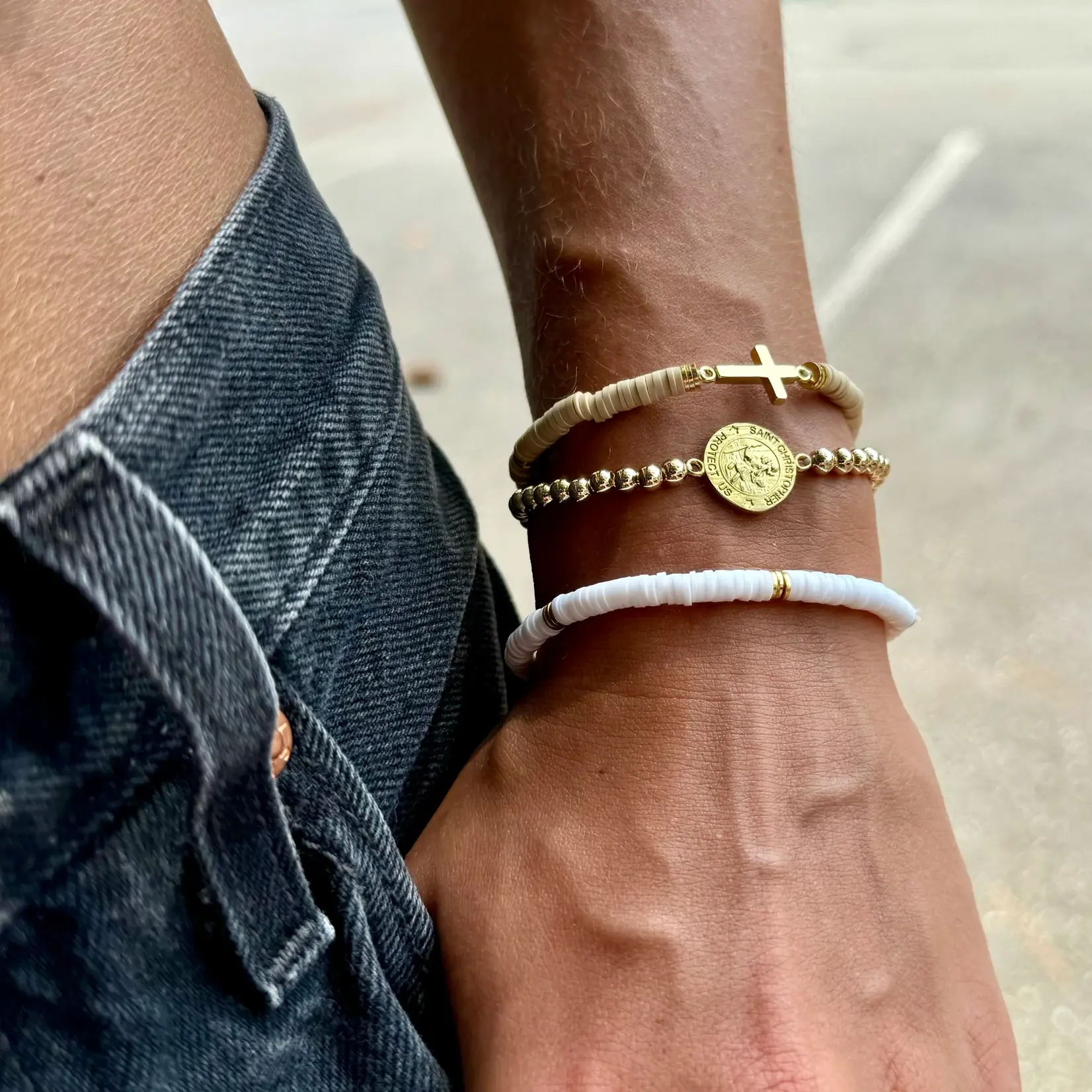 Cross Heishi Bracelet White/Gold