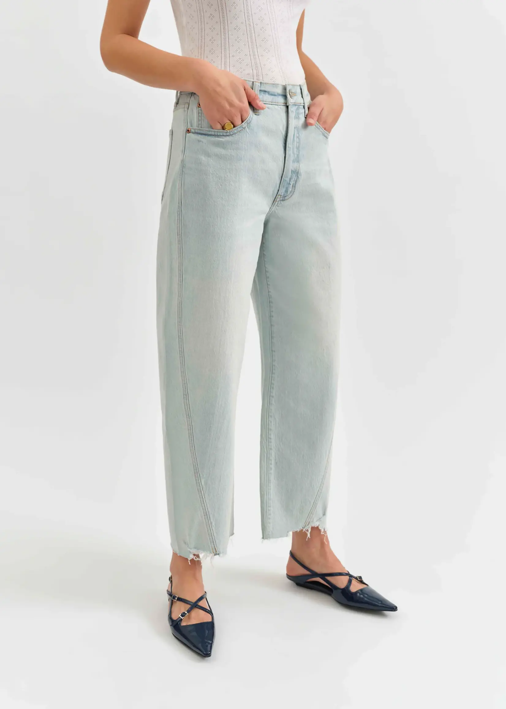 Daze Denim Westward Barrel Leg