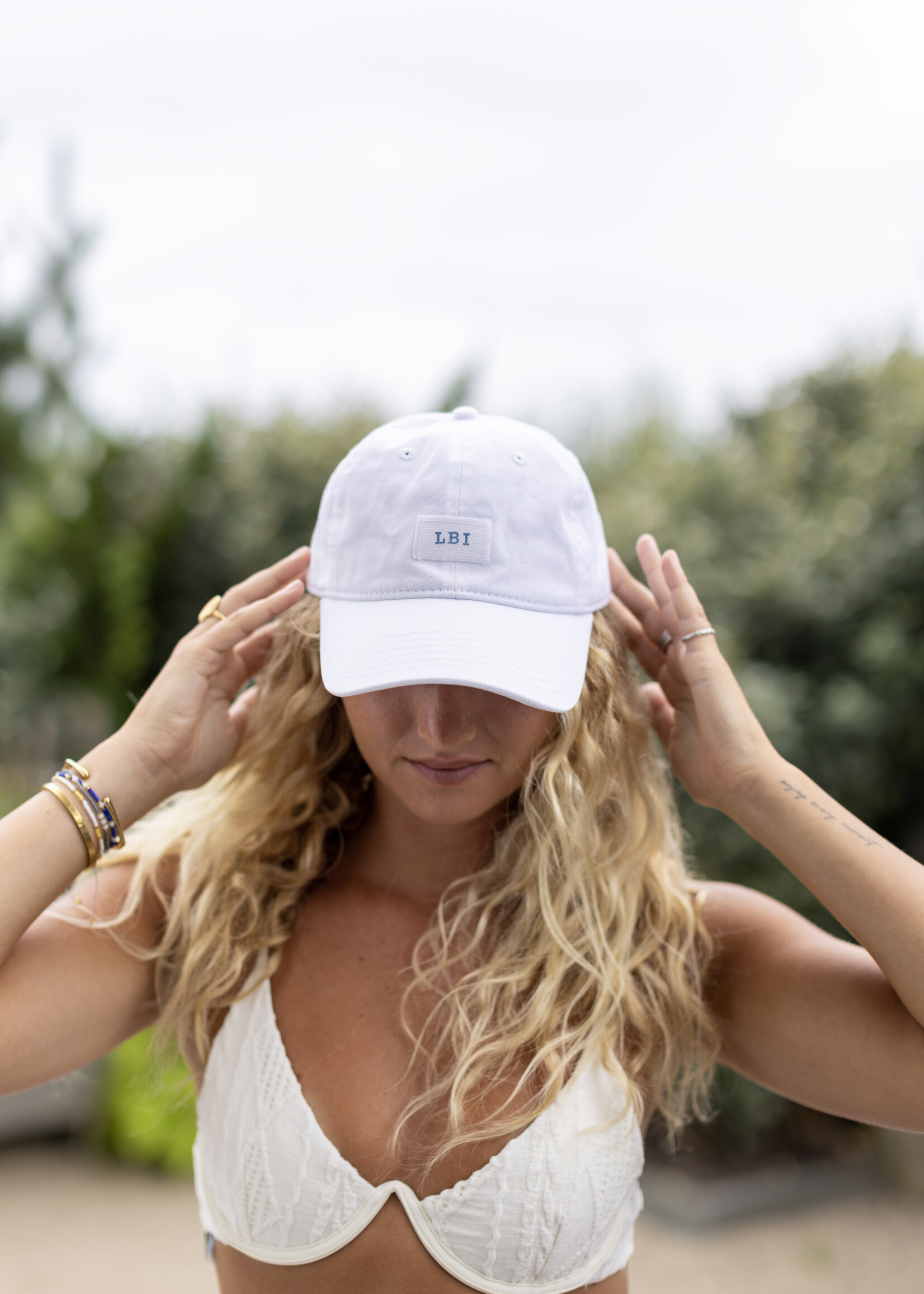 Seagate Studio LBI Hat -  White/Marine Blue