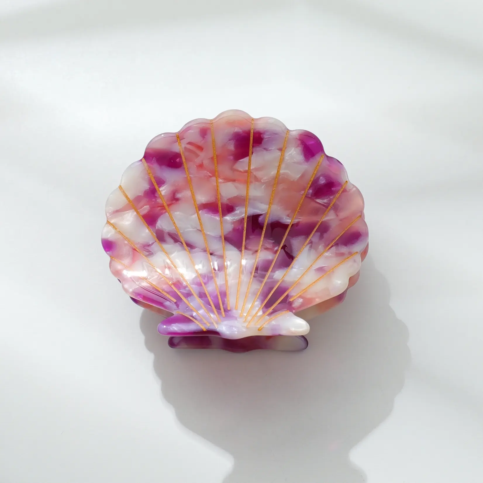 Adorro Oceane Medium | Seashell Claw Clip Assorted