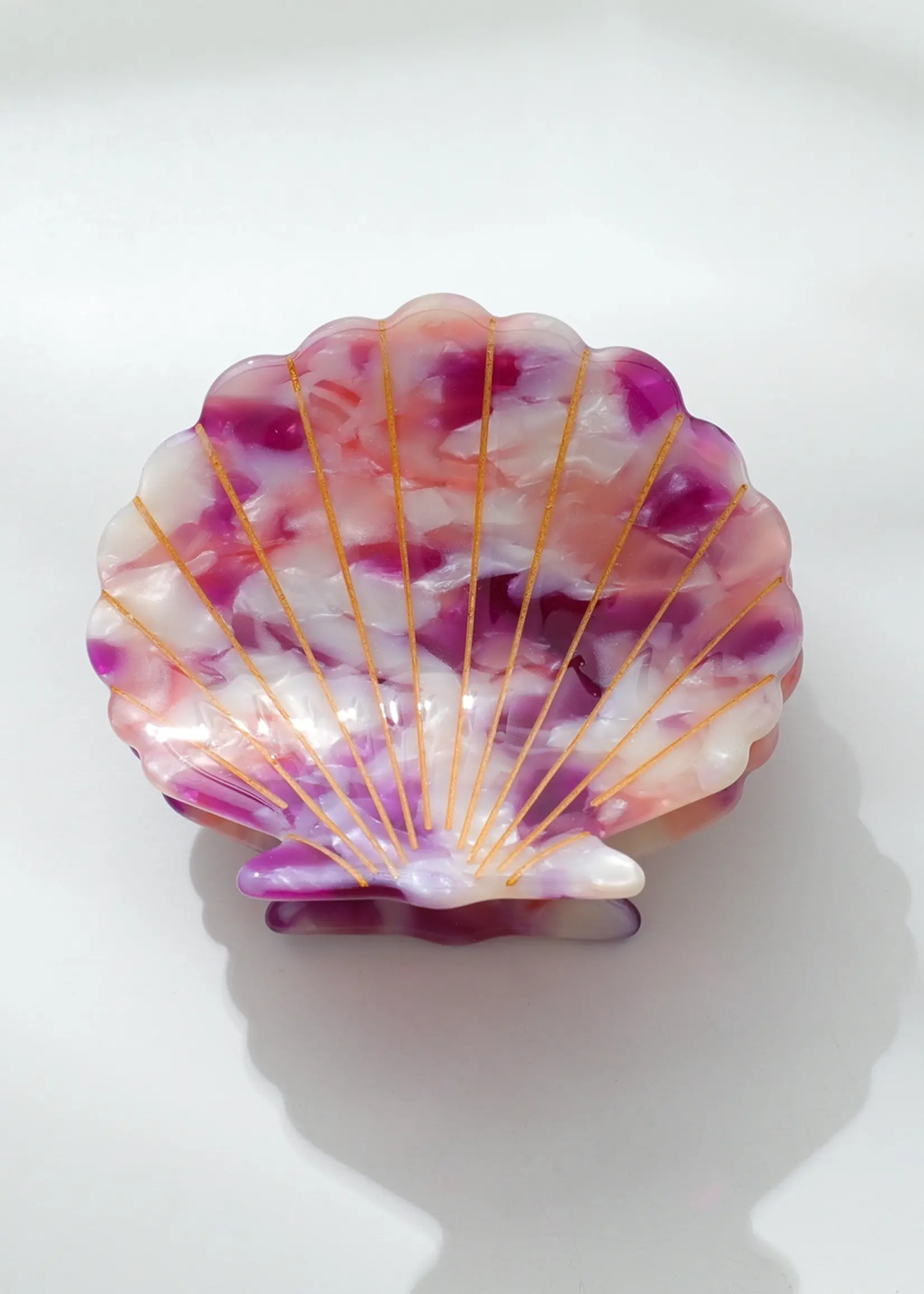 Adorro Oceane Medium | Seashell Claw Clip Assorted