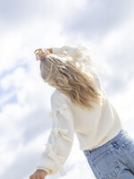 Knitted Sweater w bows