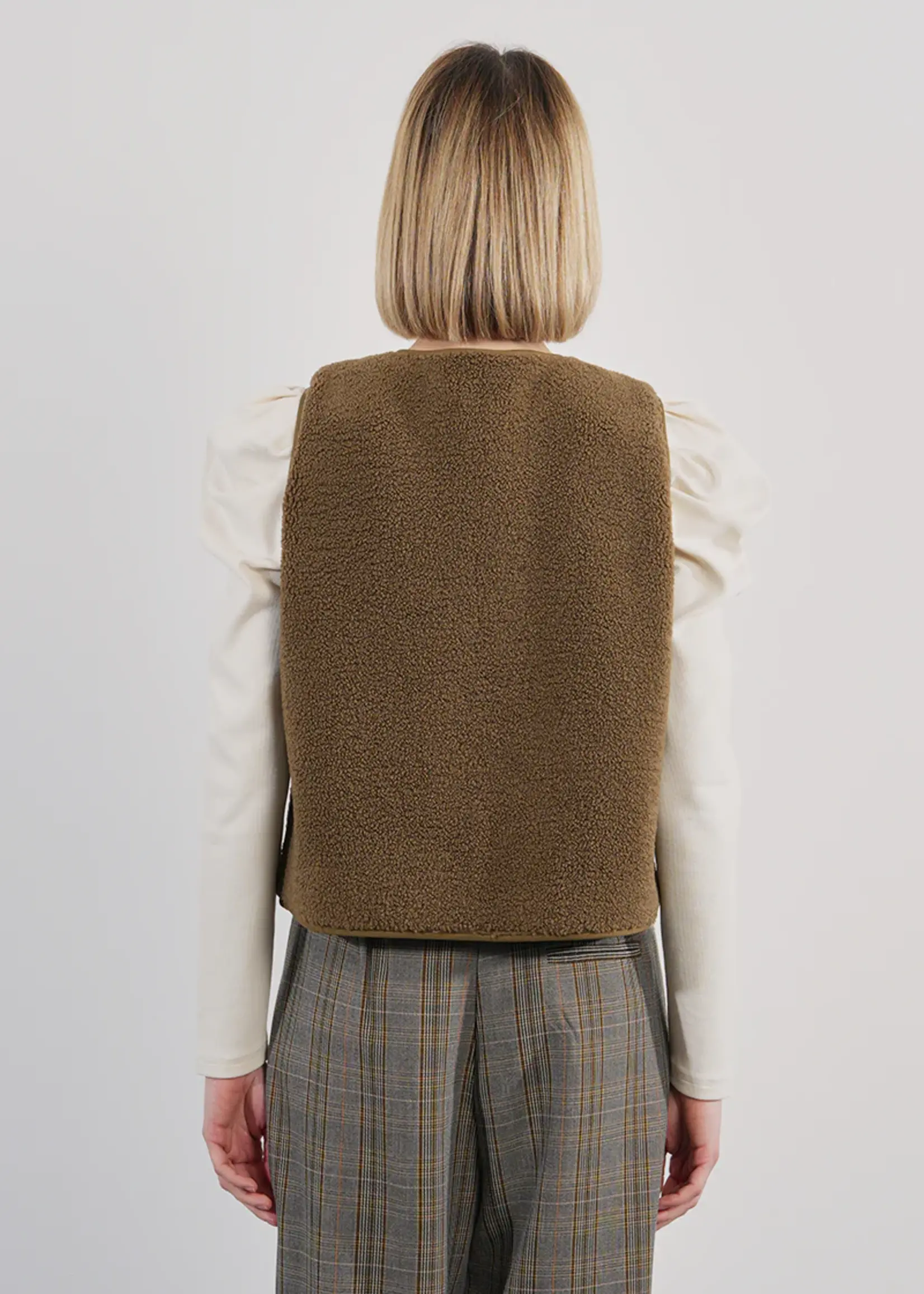 Molly Bracken Woven Sleeveless Jacket