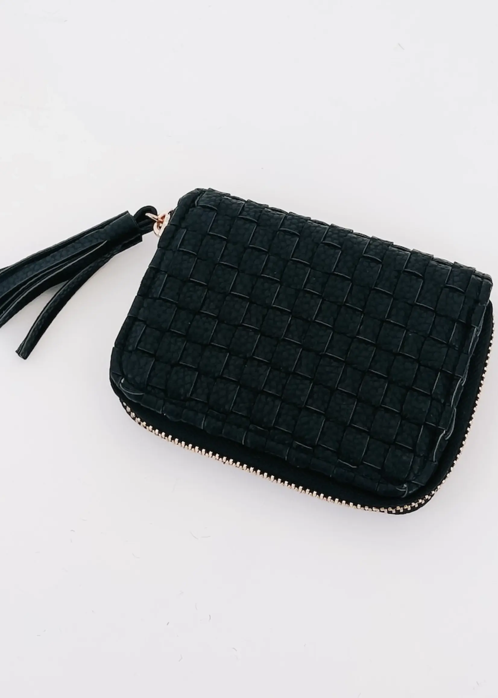 Pretty Simple Wynona Woven Wallet