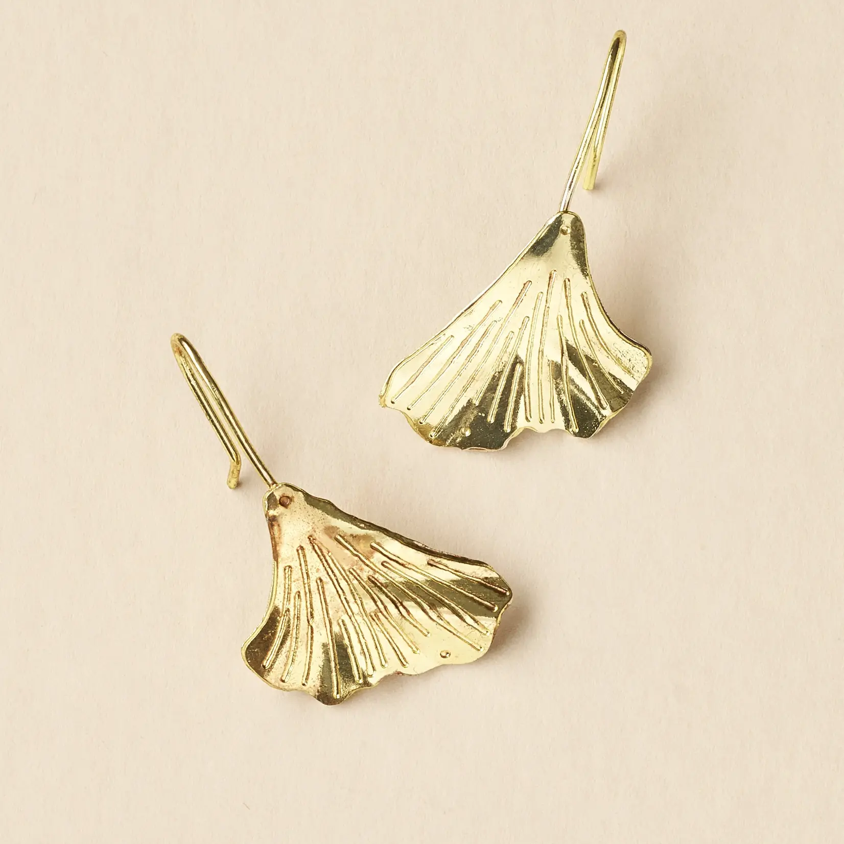 Sayuri Ginkgo Leaf Drop Earring