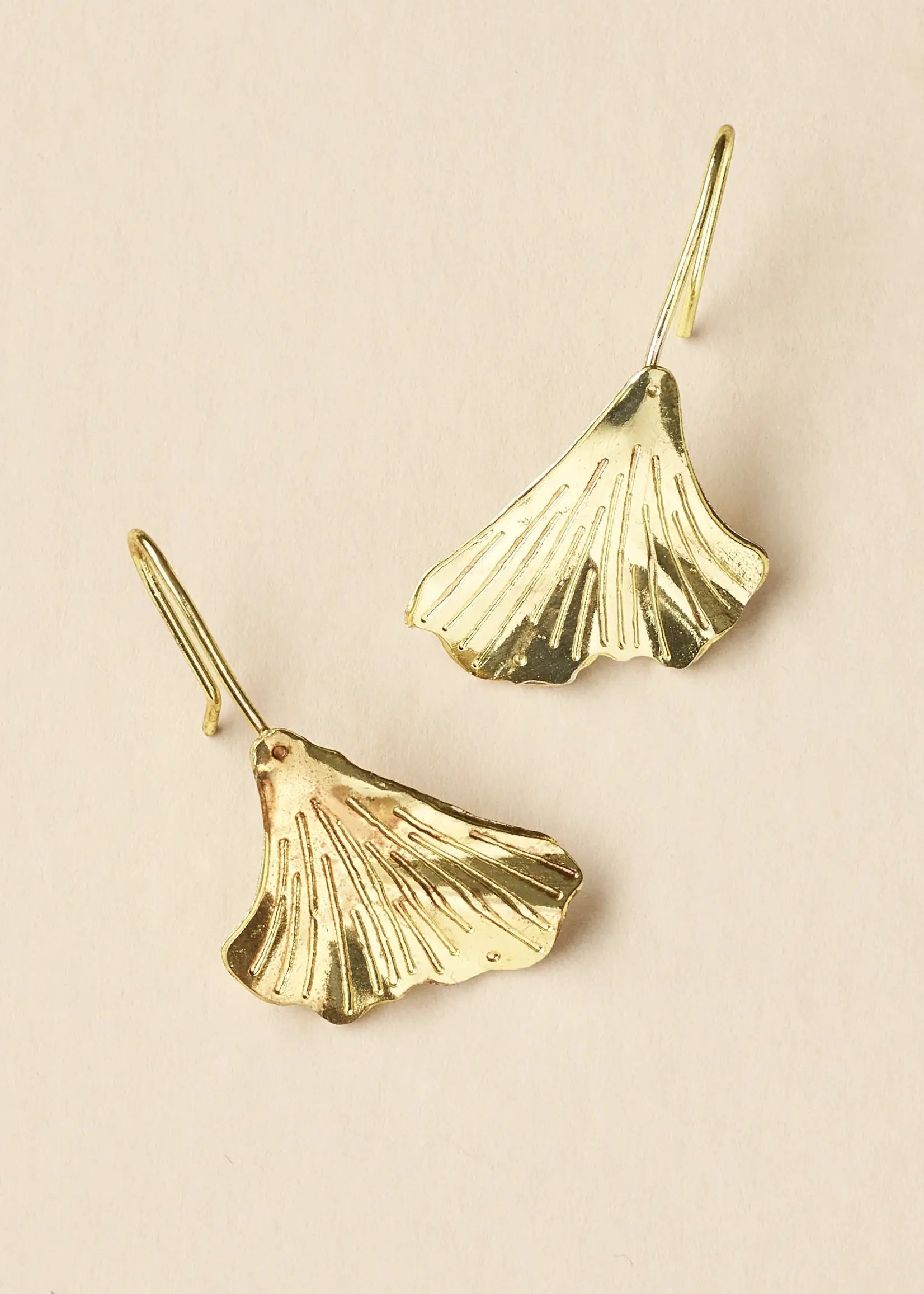 Sayuri Ginkgo Leaf Drop Earring