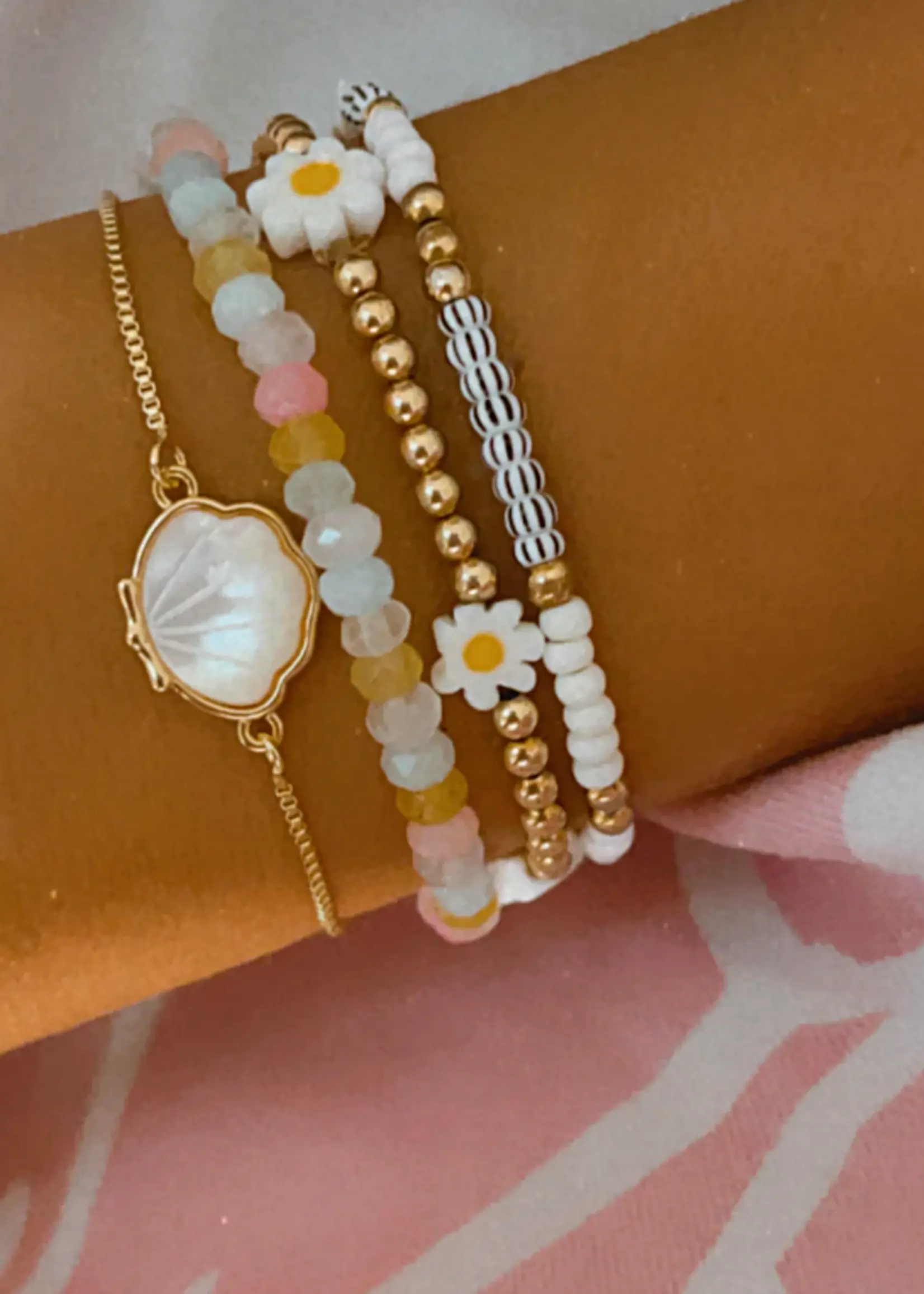 driftaway jewelry Shell Bracelet