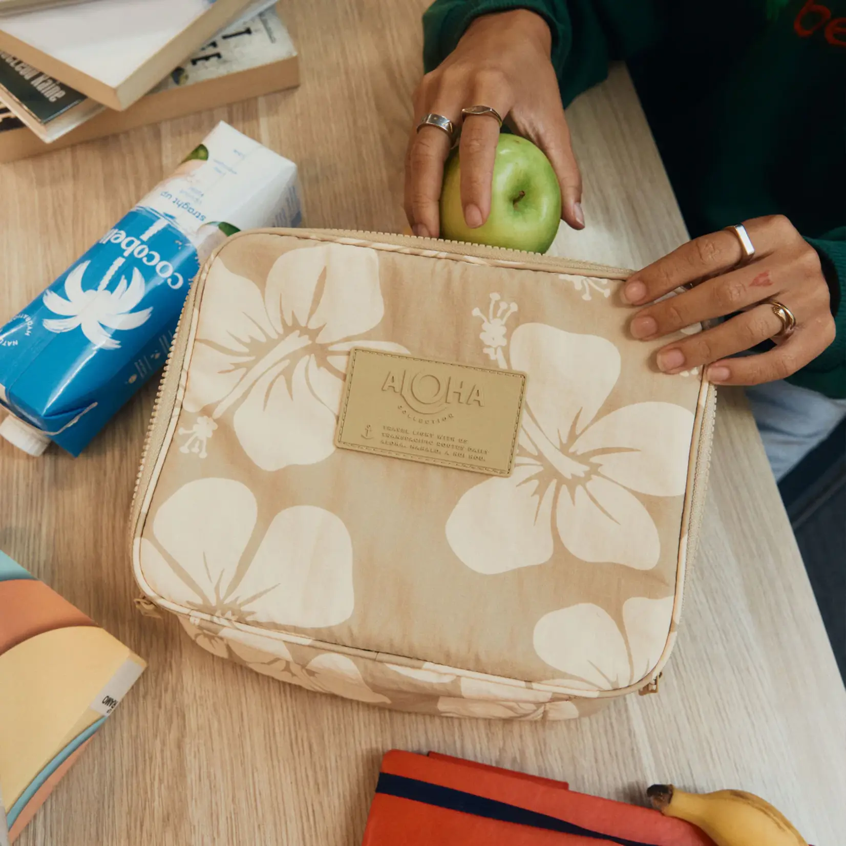Aloha Collection Hana Hou Lunch Box