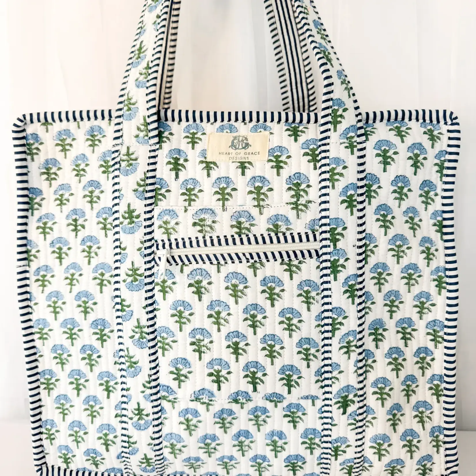 Large Quilted Zipper Tote Bag | Carolina