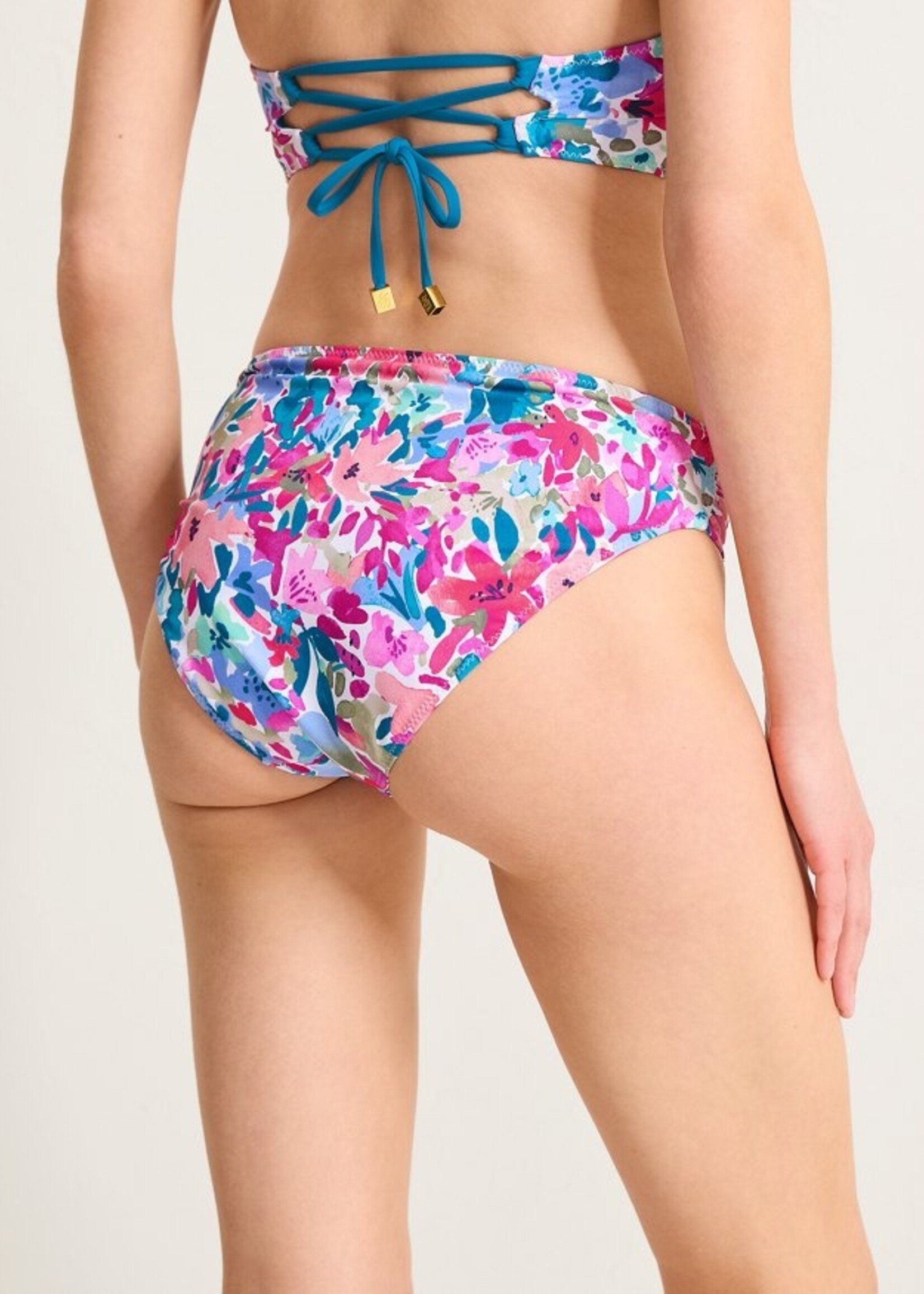 Tommy Bahama Watercolor Floral Rev Hipster