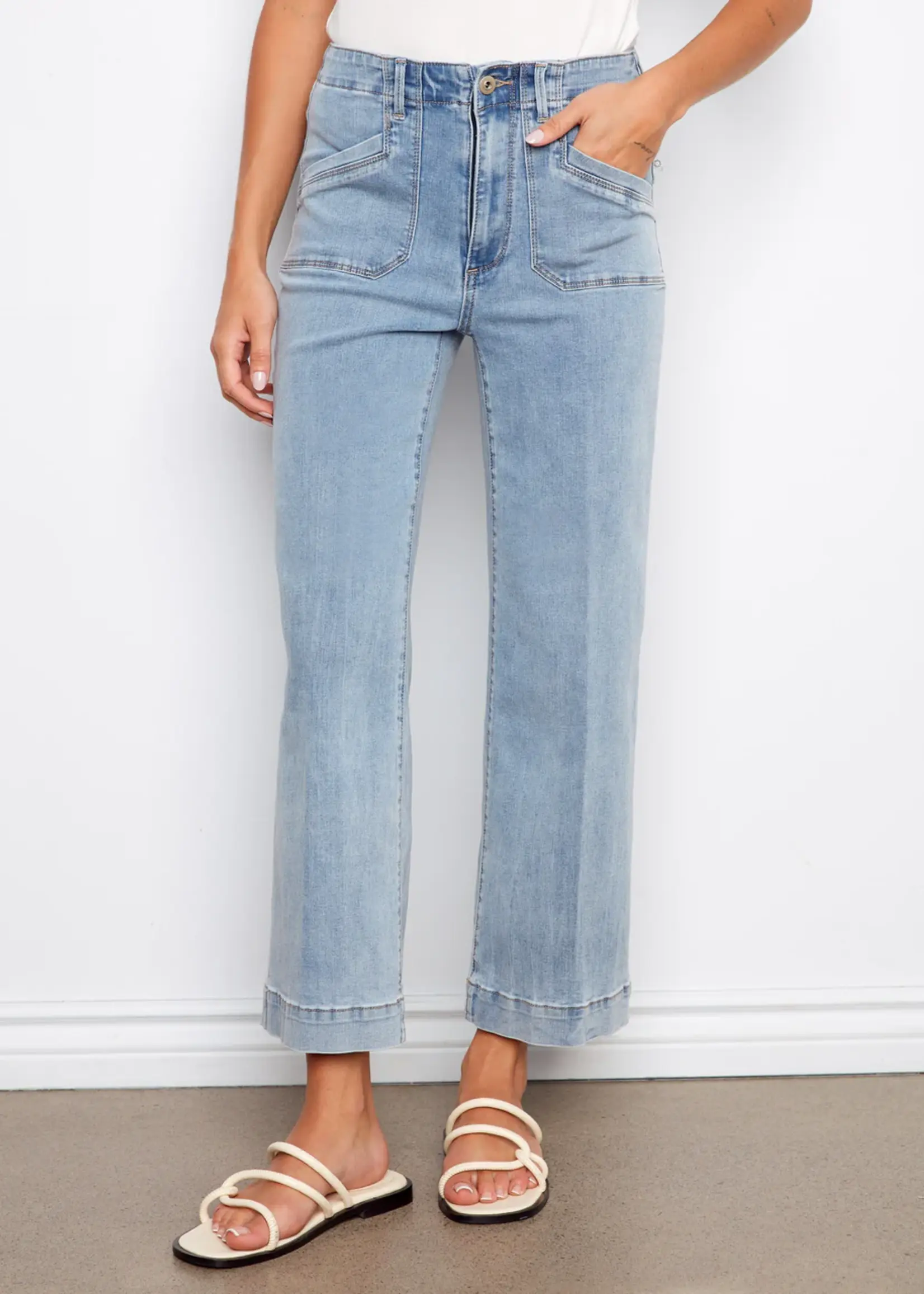 Charlie B Cropped Wide Leg Stretch Denim Pants