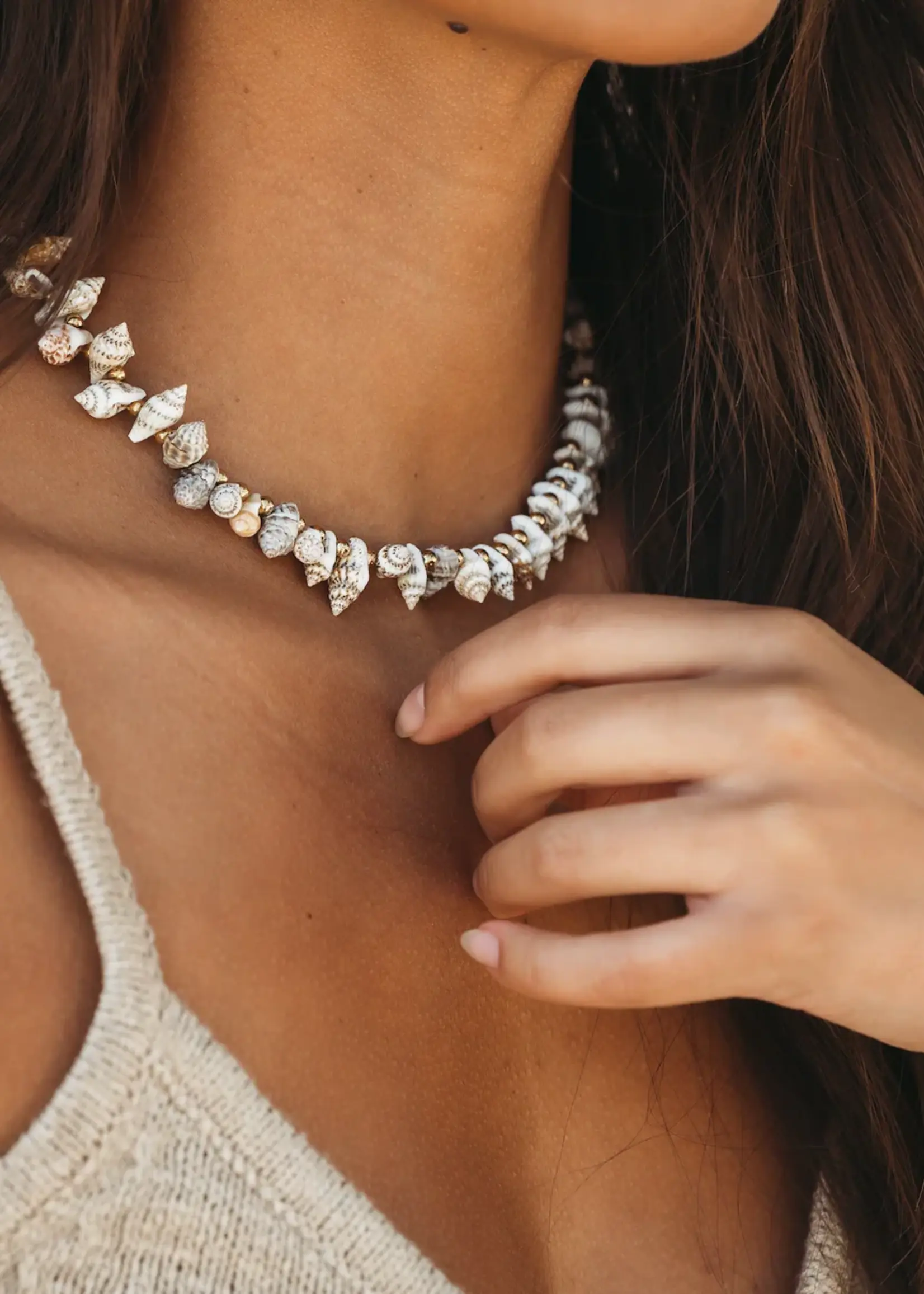 Salty Cali SEASHELLS NECKLACE