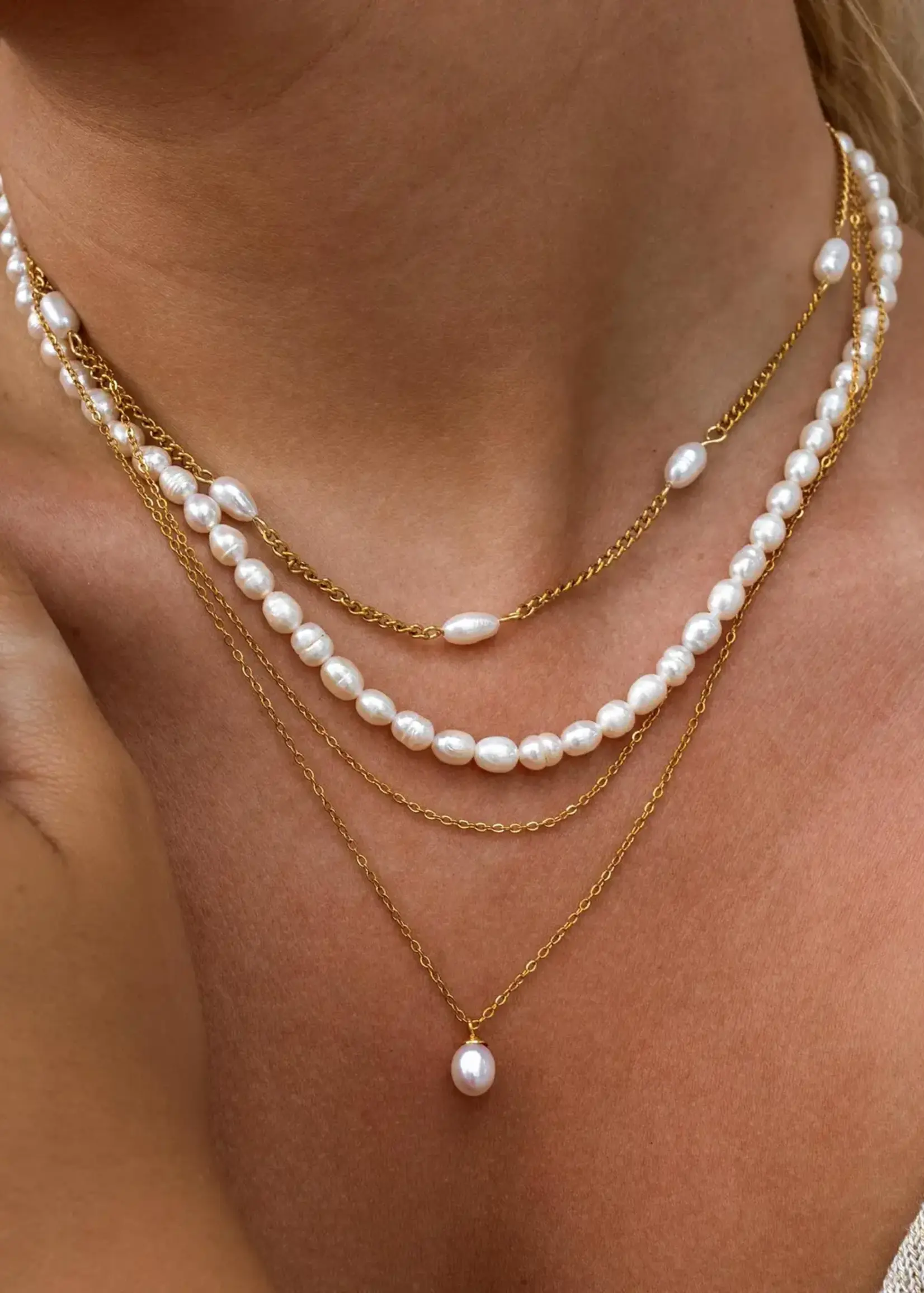 Alco Pearl Diver Necklace