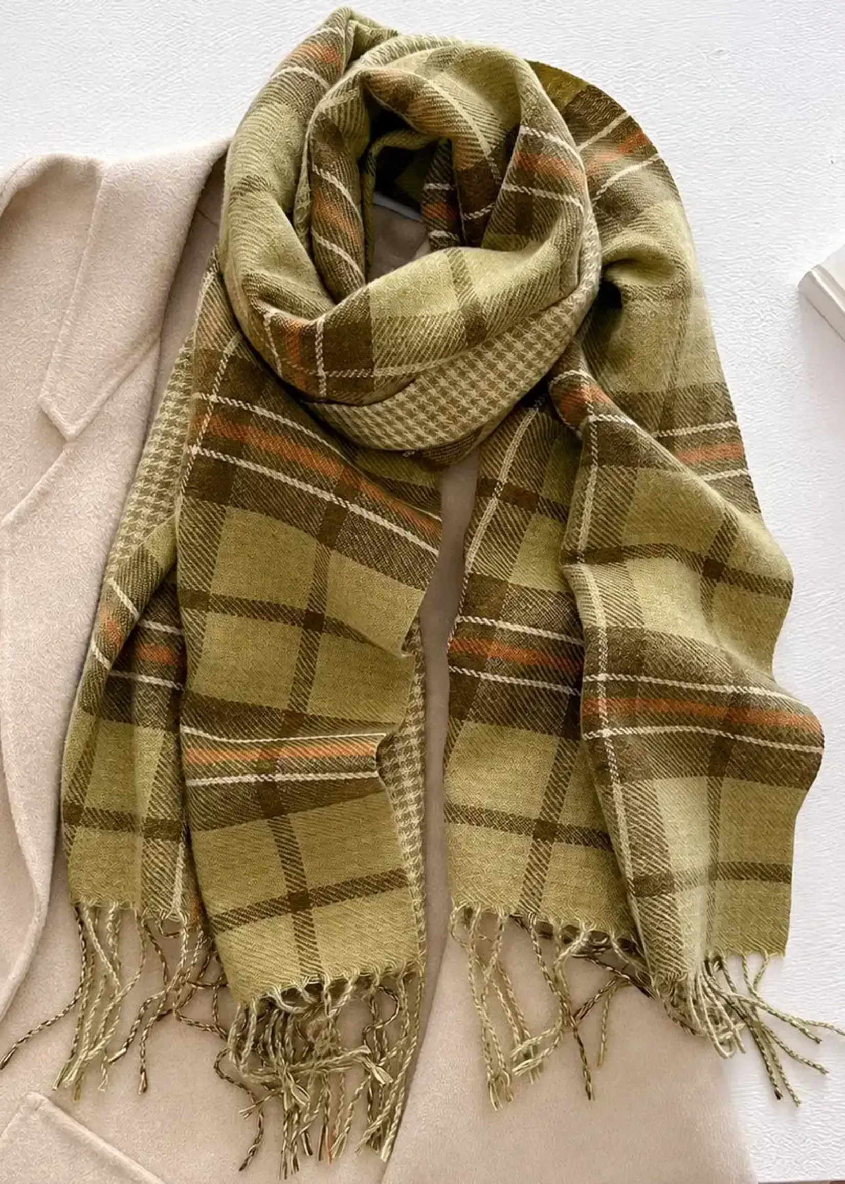 Reversible Double-Sided Soft Plaid Scarf with Fringe