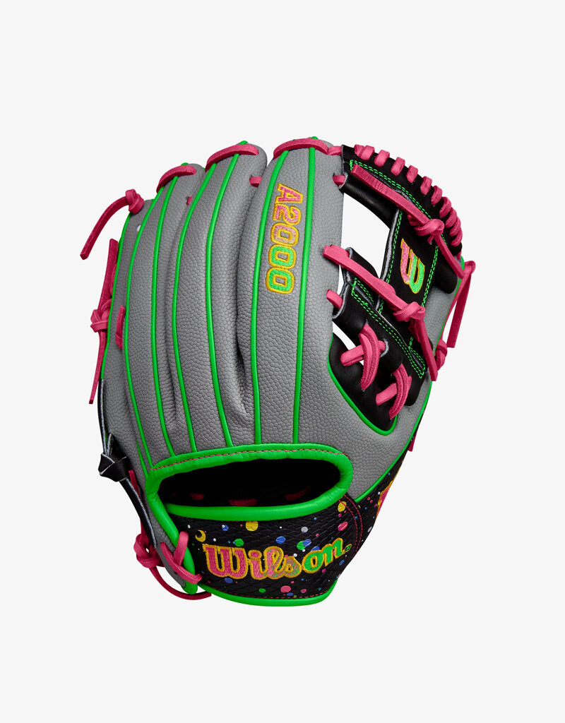 Wilson Winter 2024 A2000® 1786SS 11.5” Infield Baseball Glove RHT - Splatter