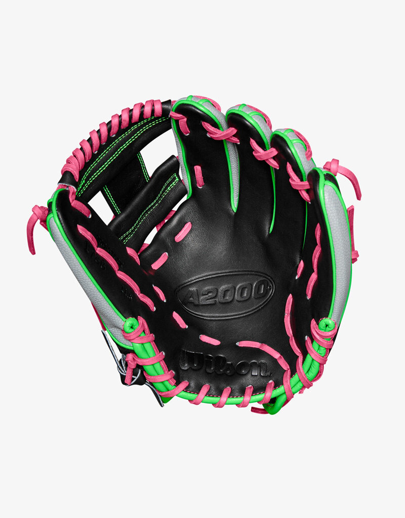 Wilson Winter 2024 A2000® 1786SS 11.5” Infield Baseball Glove RHT - Splatter