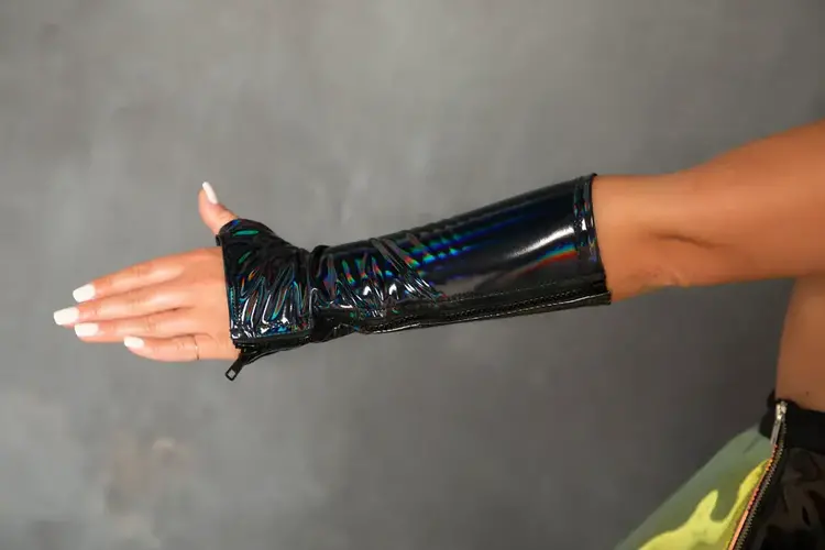Chrome Black PVC Gloves