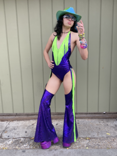 Holographic Chaps with Fringe