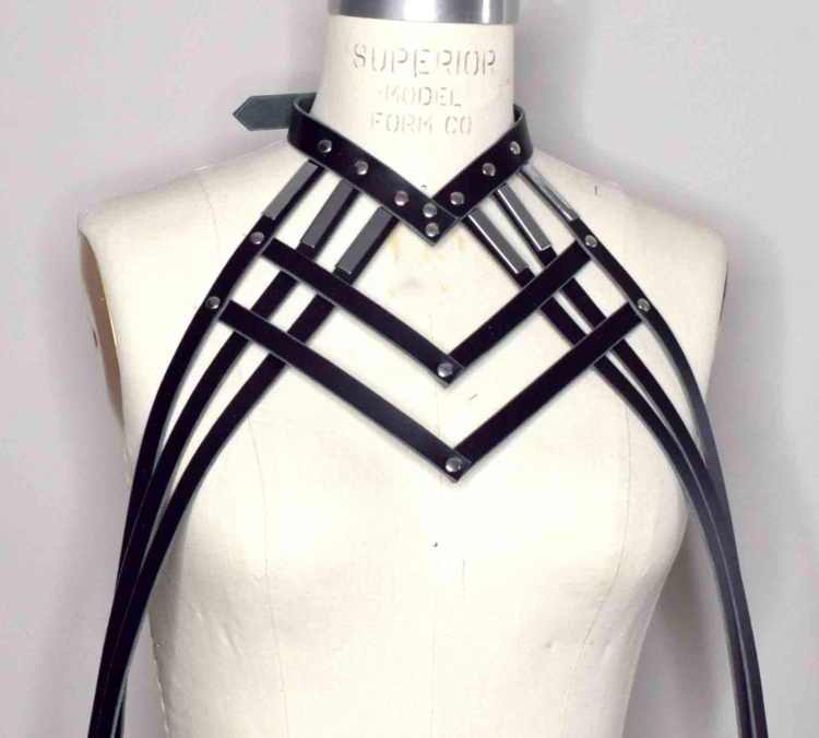 Diedre Draped Leather Neck Harness
