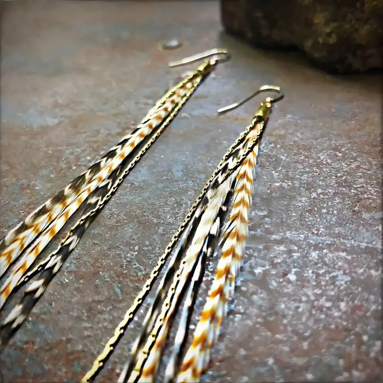 Mini Feather Earrings - Grizzly/Gold