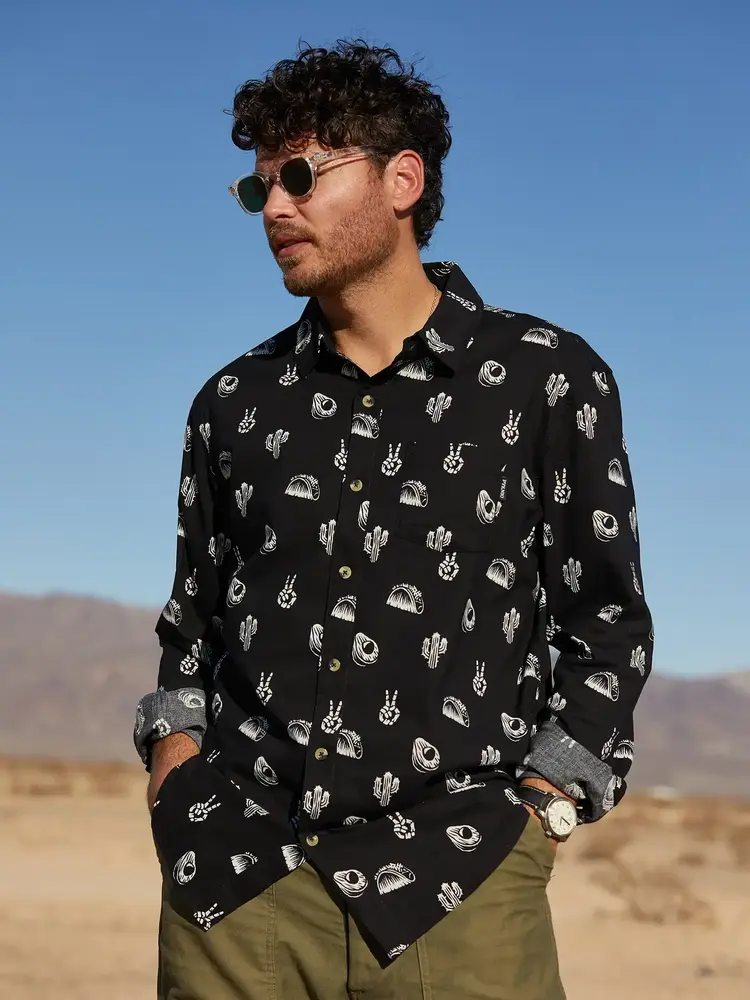 No Problemo Long Sleeve Button Up Taco Cactus Avocado Shirt Black