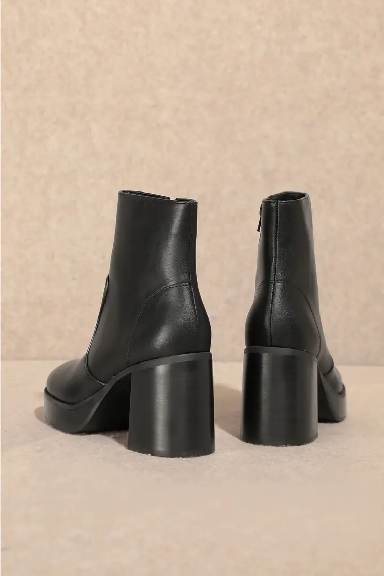 Miracle miles Bianca Booties Black