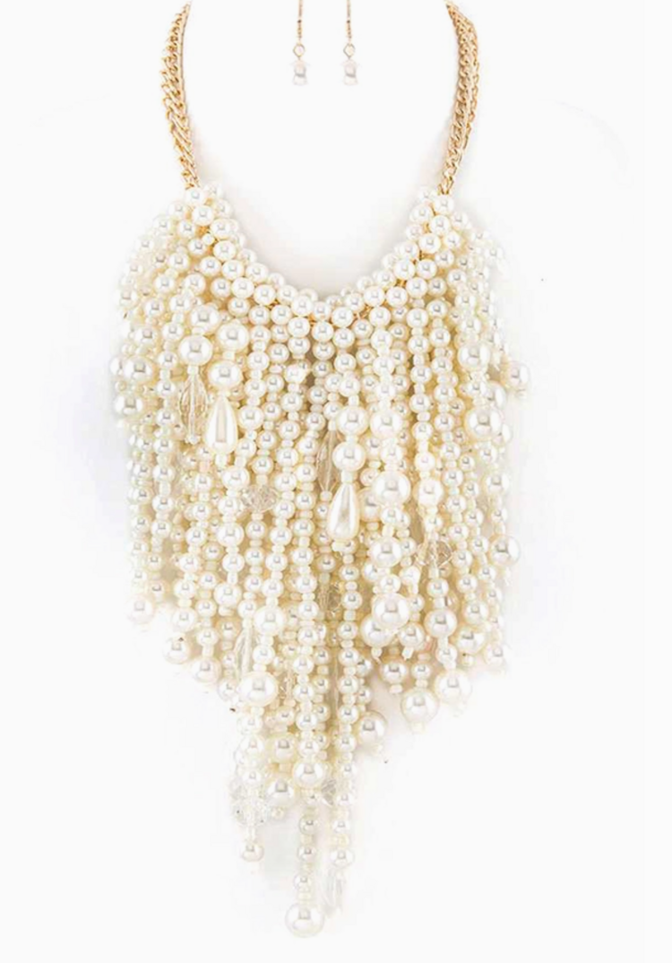 Thousand Pearl Iconic Necklace Set