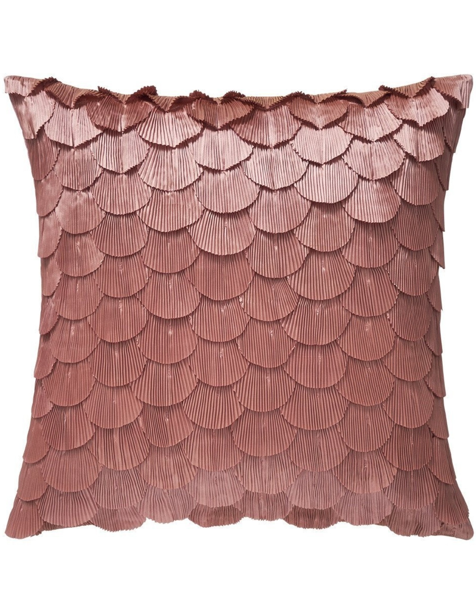 https://cdn.shoplightspeed.com/shops/621351/files/23921719/1600x2048x1/yves-delorme-ombelle-decorative-pillows.jpg