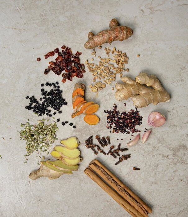 Roots & Leaves Roots and Leaves Elderberry & Honey Tonic, 17oz.