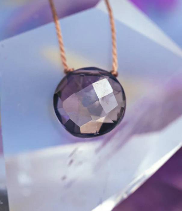 SoulKu Enneagram Necklace Iolite - Nine