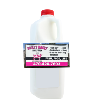 Sweet Dairy Farms Raw Milk, Cow  - HALF GALLON