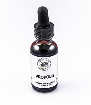 Apothecary Essentials Propolis, 1oz